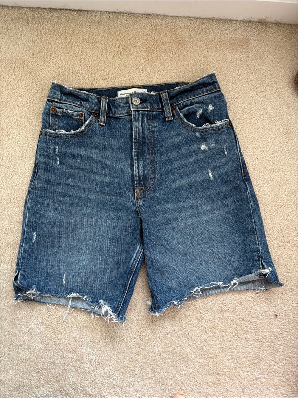 Abercrombie & Fitch High Rise 7 in Denim Shorts | High Rise Shorts | Size 25/0